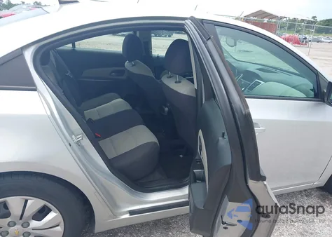 2013 Chevrolet Cruze Ls Auto z USA, uszkodzony, nr VIN 1G1PA5SH1D7219325